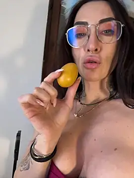 nikkaanderic online show from 03/30/26, 03:35