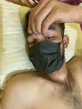 Snapshot of cutekaran chatting on 09/13/25, 03:39 cutekaran online show from 09/13/25, 03:39