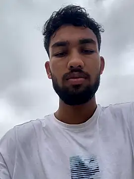 Snapshot of cutekaran chatting on 09/17/25, 03:52 cutekaran online show from 09/17/25, 03:52