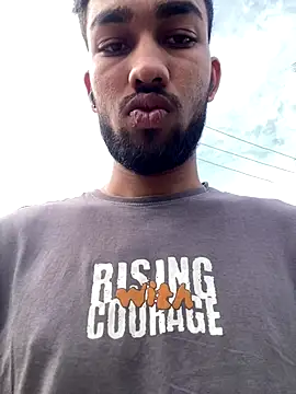 Snapshot of cutekaran chatting on 10/04/25, 03:37 cutekaran online show from 10/04/25, 03:37