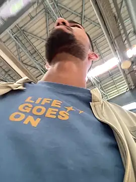 Snapshot of cutekaran chatting on 10/10/25, 08:57 cutekaran online show from 10/10/25, 08:57