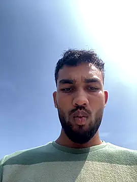 Snapshot of cutekaran chatting on 10/12/25, 05:17 cutekaran online show from 10/12/25, 05:17