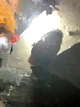 Snapshot of cutekaran chatting on 10/19/25, 12:44 cutekaran online show from 10/19/25, 12:44