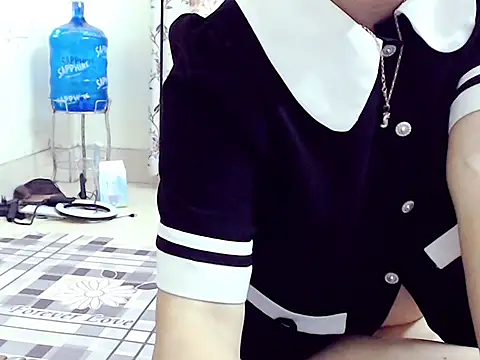 Snapshot of Ami_8x chatting on 10/29/25, 05:53 Ami 8x online show from 10/29/25, 05:53