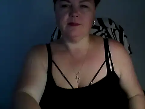 Snapshot of EllaLove2277 chatting on 09/09/25, 05:40 EllaLove2277 online show from 09/09/25, 05:40