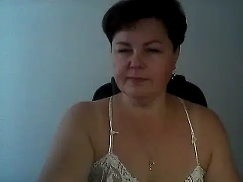 Snapshot of EllaLove2277 chatting on 10/06/25, 07:06 EllaLove2277 online show from 10/06/25, 07:06