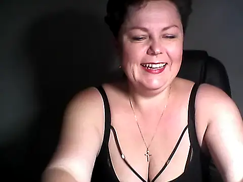 Snapshot of EllaLove2277 chatting on 10/16/25, 06:31 EllaLove2277 online show from 10/16/25, 06:31