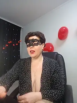 EllaLove2277 online show from 02/11/26, 07:13