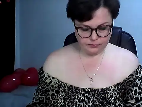 EllaLove2277 online show from 02/24/26, 06:44