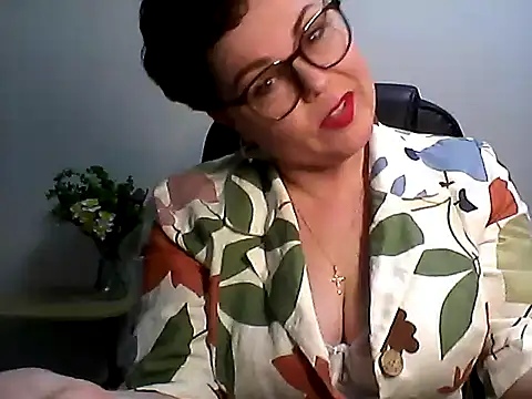 EllaLove2277 online show from 04/18/26, 05:28