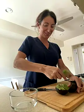 NurseStephania online show from 09/16/25, 05:03