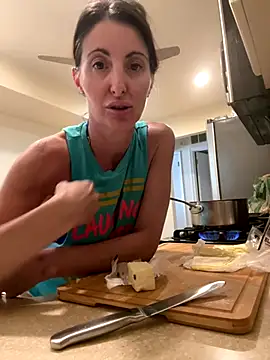 NurseStephania online show from 09/20/25, 09:27