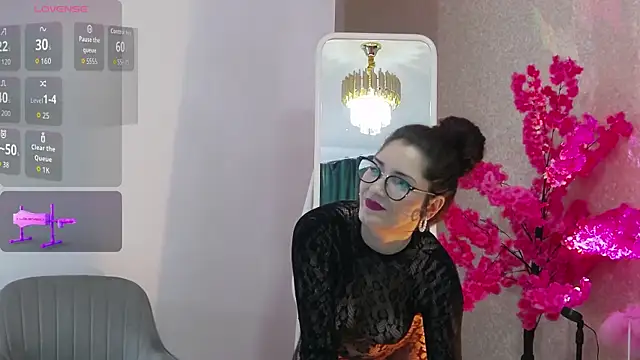 Snapshot of RubbiDark chatting on 01/08/26, 04:15 RubbiDark online show from 01/08/26, 04:15