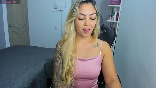 NicolPorto online show from 09/29/25, 11:26