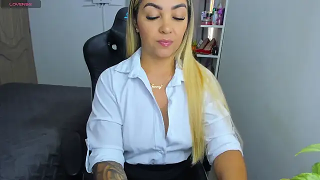 NicolPorto online show from 10/05/25, 11:52