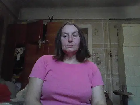 Snapshot of AnnaLive570 chatting on 11/08/25, 12:27 AnnaLive570 online show from 11/08/25, 12:27