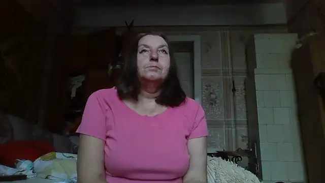 Snapshot of AnnaLive570 chatting on 11/18/25, 09:36 AnnaLive570 online show from 11/18/25, 09:36