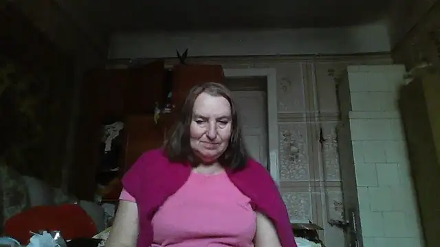 Snapshot of AnnaLive570 chatting on 11/28/25, 12:19 AnnaLive570 online show from 11/28/25, 12:19