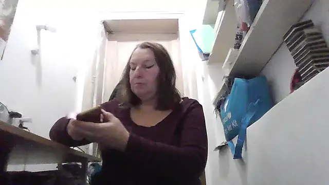 Snapshot of AnnaLive570 chatting on 01/14/26, 05:24 AnnaLive570 online show from 01/14/26, 05:24