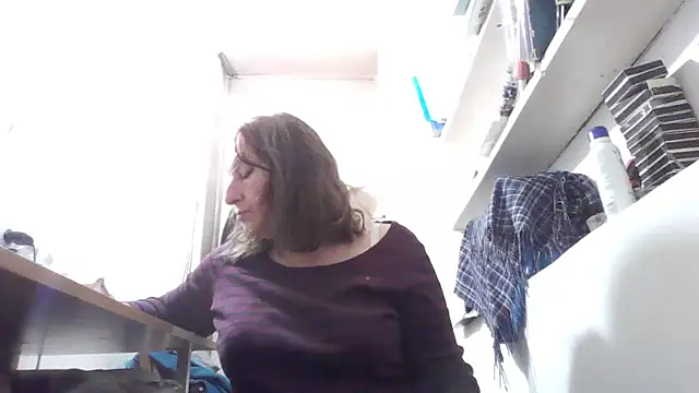 Snapshot of AnnaLive570 chatting on 01/16/26, 05:33 AnnaLive570 online show from 01/16/26, 05:33