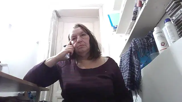 Snapshot of AnnaLive570 chatting on 01/18/26, 05:55 AnnaLive570 online show from 01/18/26, 05:55