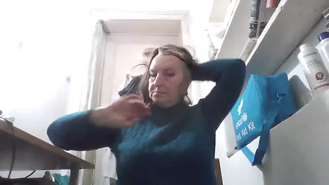 Snapshot of AnnaLive570 chatting on 02/03/26, 01:16 AnnaLive570 online show from 02/03/26, 01:16