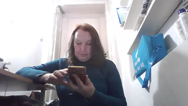 Snapshot of AnnaLive570 chatting on 02/05/26, 05:34 AnnaLive570 online show from 02/05/26, 05:34