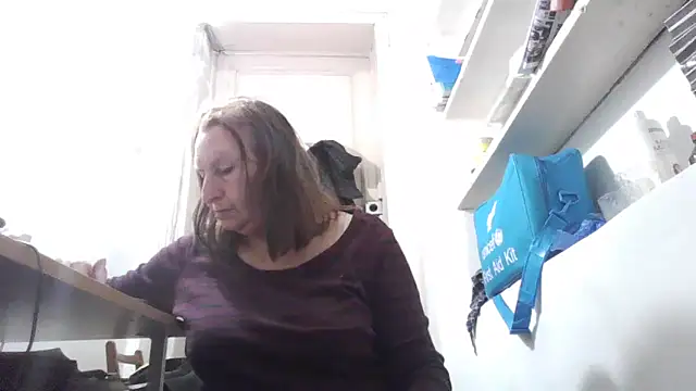 Snapshot of AnnaLive570 chatting on 02/20/26, 10:49 AnnaLive570 online show from 02/20/26, 10:49