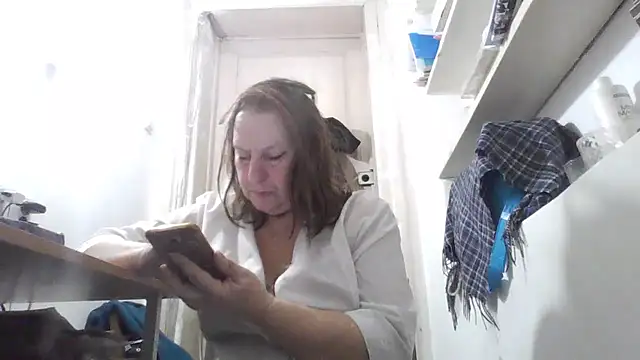 Snapshot of AnnaLive570 chatting on 02/22/26, 06:57 AnnaLive570 online show from 02/22/26, 06:57