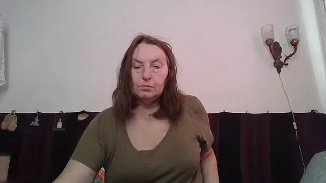 Snapshot of AnnaLive570 chatting on 03/14/26, 05:46 AnnaLive570 online show from 03/14/26, 05:46