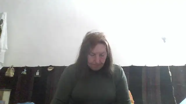 Snapshot of AnnaLive570 chatting on 03/19/26, 01:31 AnnaLive570 online show from 03/19/26, 01:31