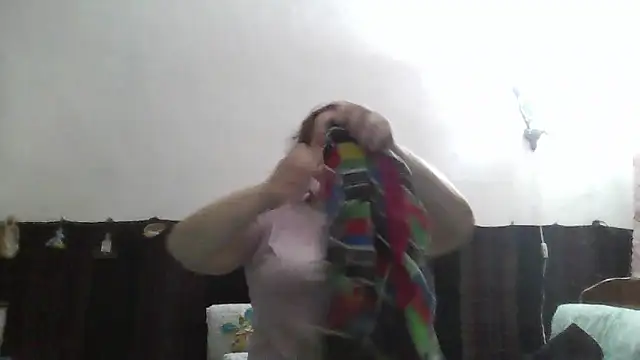 Snapshot of AnnaLive570 chatting on 03/30/26, 03:29 AnnaLive570 online show from 03/30/26, 03:29