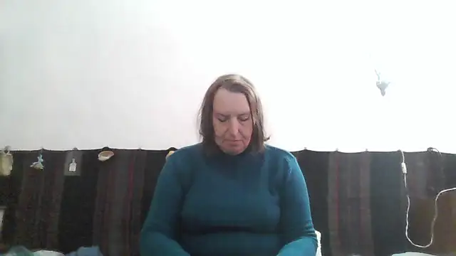 Snapshot of AnnaLive570 chatting on 04/09/26, 01:05 AnnaLive570 online show from 04/09/26, 01:05