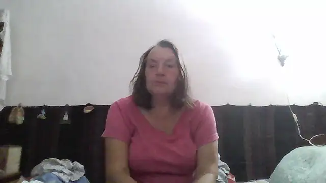Snapshot of AnnaLive570 chatting on 06/30/26, 03:18 AnnaLive570 online show from 06/30/26, 03:18