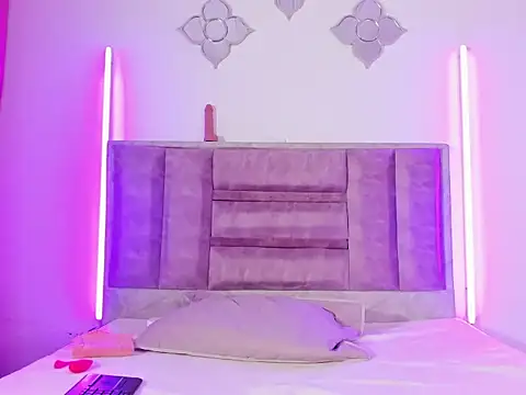 0anonimo bottom1 online show from 09/11/25, 01:22