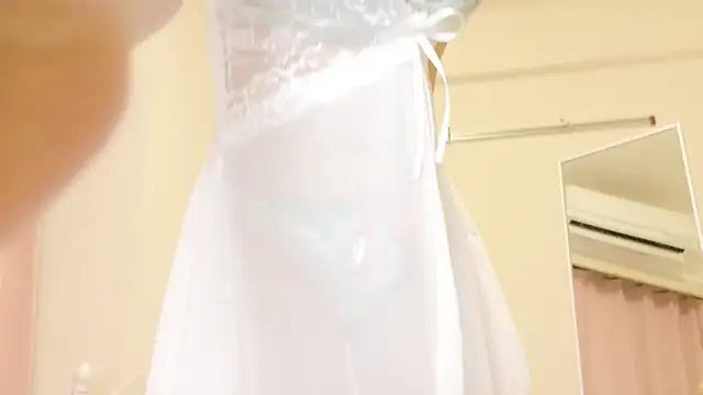 Snapshot of roachan_ chatting on 04/04/26, 12:57 roachan online show from 04/04/26, 12:57