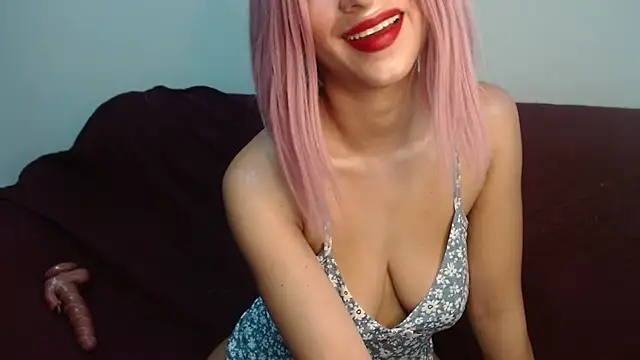 Snapshot of MoonScarlett chatting on 04/22/26, 04:52 MoonScarlett online show from 04/22/26, 04:52