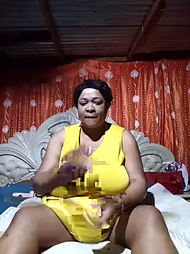 BUSTY QUEEEN online show from 10/10/25, 07:24