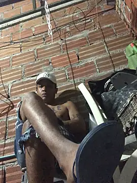 Snapshot of elpeluchenegroxxx3 chatting on 03/04/26, 02:50 elpeluchenegroxxx3 online show from 03/04/26, 02:50