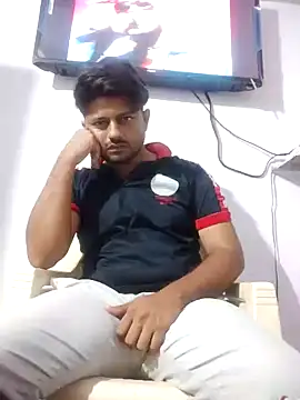 Snapshot of urhotboymeet chatting on 09/27/25, 05:29 urhotboymeet online show from 09/27/25, 05:29