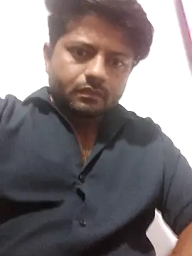 Snapshot of urhotboymeet chatting on 10/17/25, 06:10 urhotboymeet online show from 10/17/25, 06:10