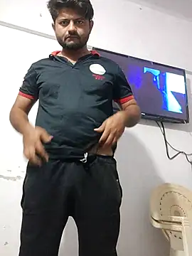 Snapshot of urhotboymeet chatting on 11/15/25, 12:56 urhotboymeet online show from 11/15/25, 12:56