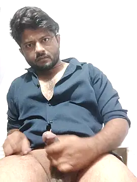 Snapshot of urhotboymeet chatting on 11/17/25, 07:41 urhotboymeet online show from 11/17/25, 07:41