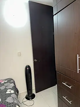 charlottekiss99 online show from 04/17/26, 10:13