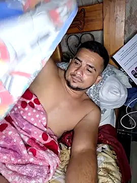 yeffito1 online show from 09/18/25, 04:03