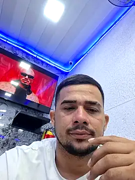 yeffito1 online show from 09/22/25, 11:29