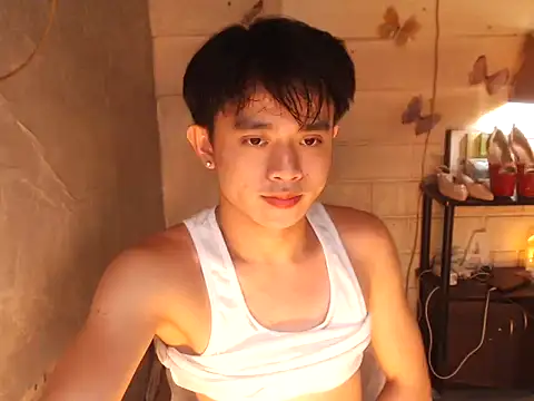 Snapshot of NautyBoyBrazeen_143 chatting on 03/21/26, 03:26 NautyBoyBrazeen 143 online show from 03/21/26, 03:26