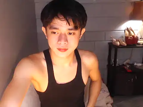 Snapshot of NautyBoyBrazeen_143 chatting on 03/28/26, 12:16 NautyBoyBrazeen 143 online show from 03/28/26, 12:16