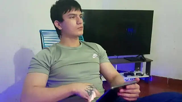 ErickWalton online show from 10/22/25, 05:08