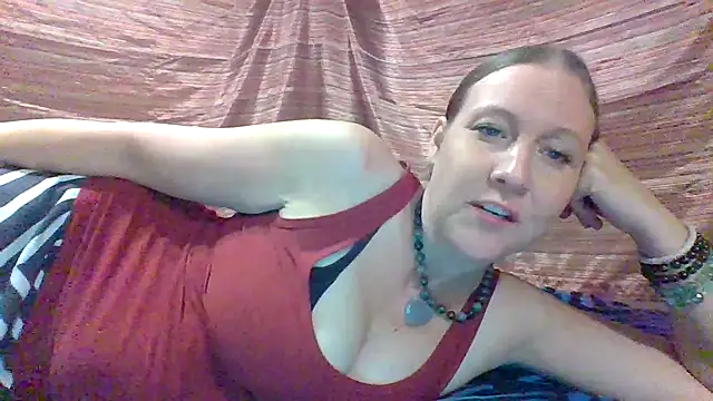 chickandherdick online show from 10/12/25, 12:20